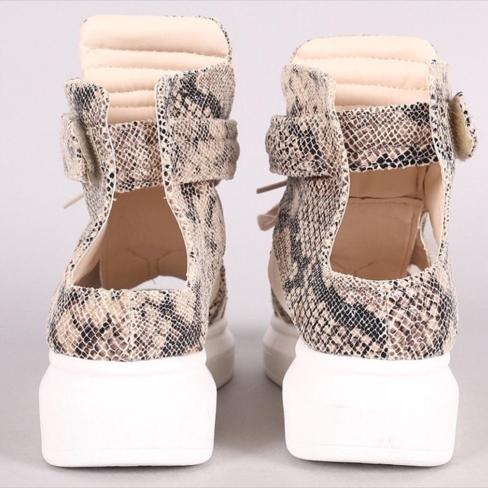 NEW PYHTON PRINT HIGH TOP SNEAKER SANDAL - Picture 2 of 8